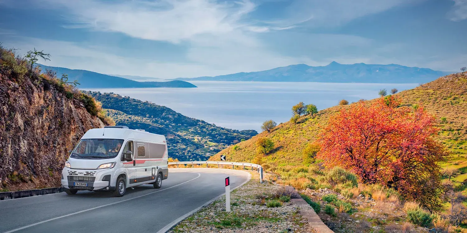 Pilote 630S FIT Campervan Hero