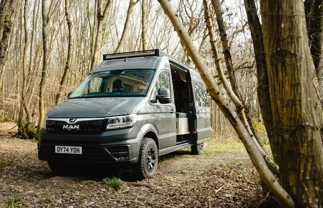 Onyx Vans Ranges Exterior